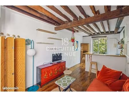 studio 1 pièce 28 m²