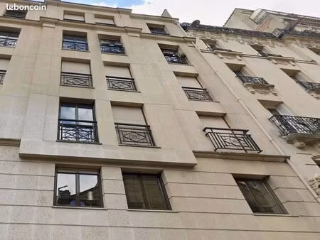 parking/box 12 m² paris 16ème