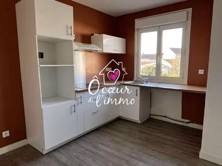 location appartement 4 pièces à cholet (49300) : à louer 4 pièces / 69m² cholet