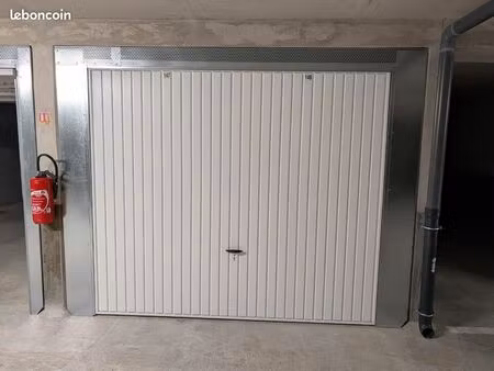 box ferme 3 x 10 m antibes