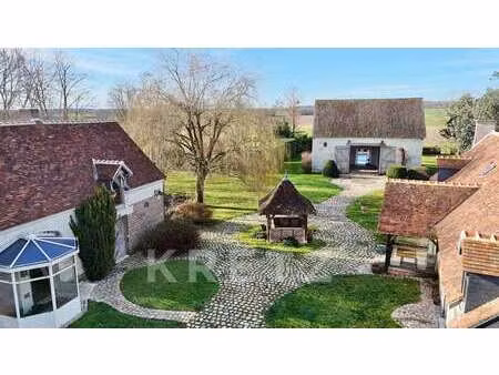 moulin à vendre à château-renault : 1 105 000 € | 425m²