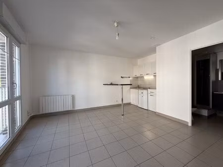 studio - 25,17m2 - rue saint fuscien