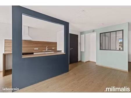 studio 1 pièce 32 m²
