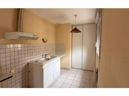 location appartement, m² t-3 à bergerac, 650 €
