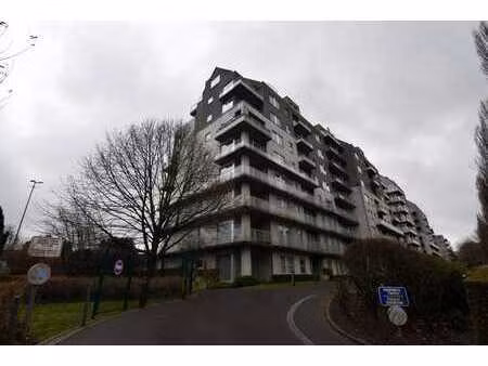 garage avec porte automatique
