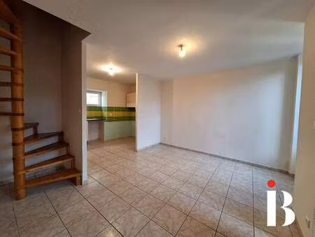 location maison à couëron (44220) : à louer / 45m² couëron