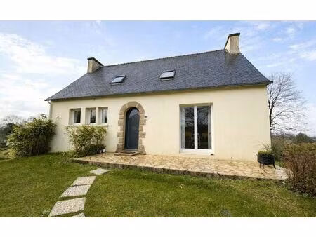 maison poullaouen 105 m² t-5 à vendre, 149 800 €