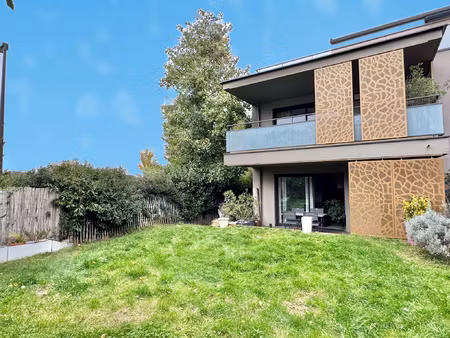 beau t3 en rez de jardin dans residence de standing sécurisé