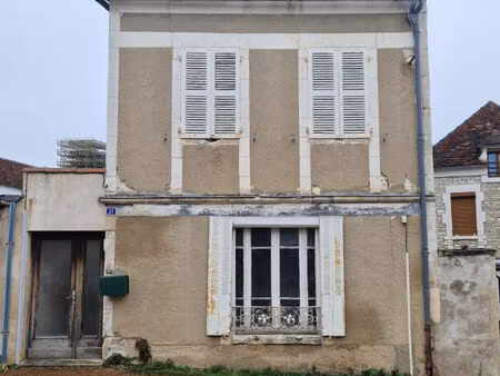 maison de village avec jardin clos - 3 pièces - 1 chambre