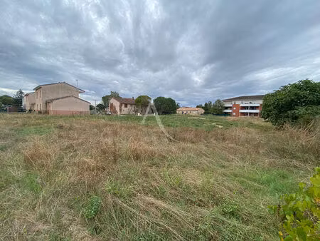 terrain constructible à bessieres de 585m² !