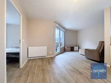 appartement t2 48.12m2 -cergy le haut