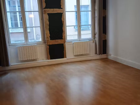 t2 - lyon 5 - rue st georges