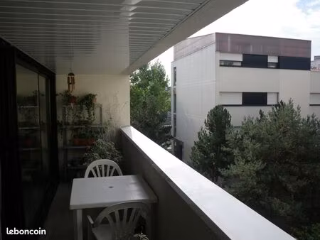 lumineux t2 50m² mail françois mitterrand