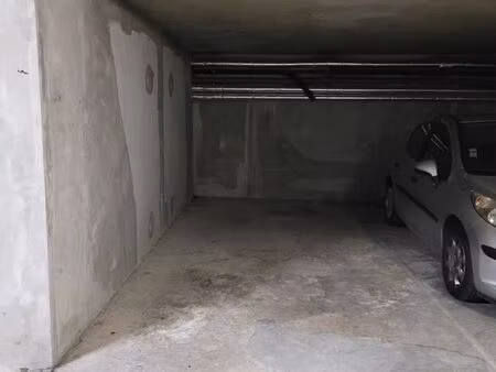 parking/box 1 m² amiens