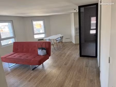 t 2 angers hypercentre