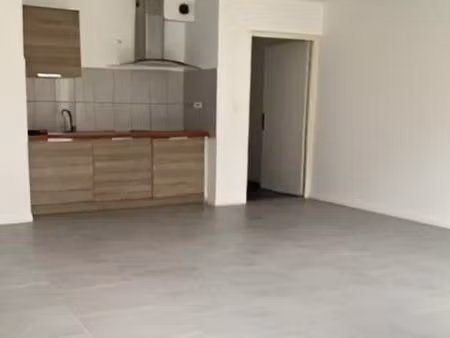 studio 1 pièce 35 m²