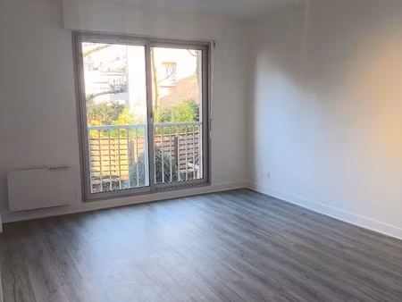 studio récemment rénové – première occupation après rénovation