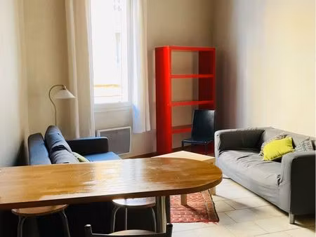 appartement t1 meublé, idéalement placé cv aix, disponible immédiatement