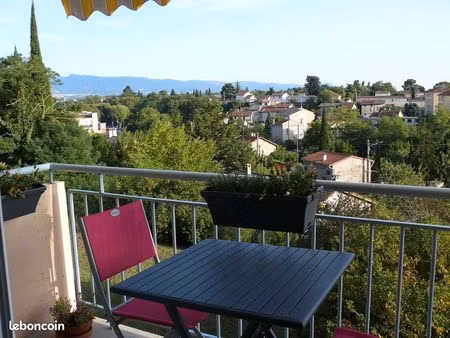 loue joli t3 - 69 m² - proximité centre romans