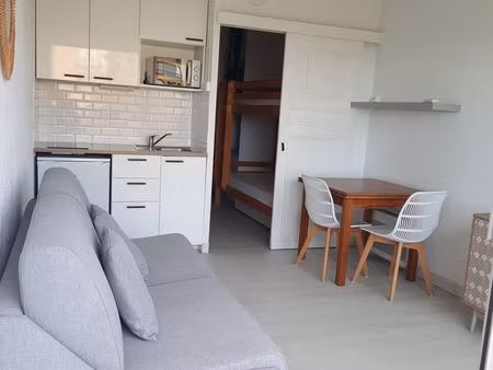 studio cabine avec balcon