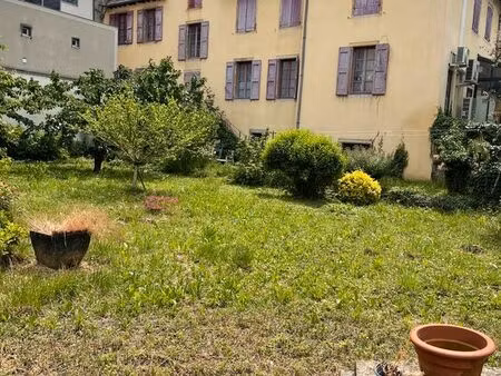 loue appartement duplex centre ville de mende