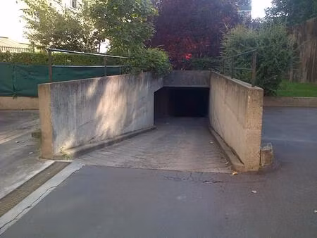 box pour petit véhicule