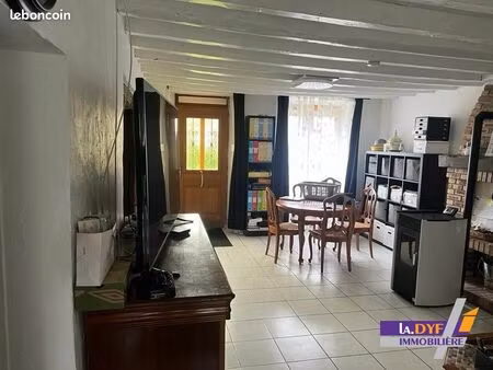 pavillon 7 pièces 182 m²