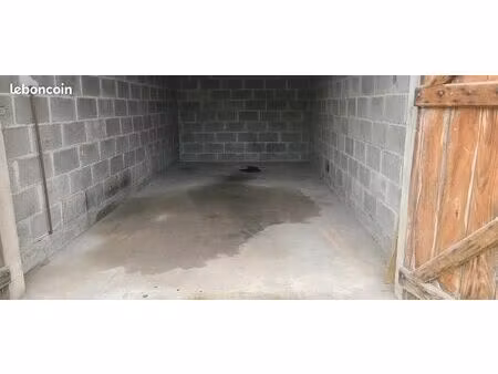 garage à louer