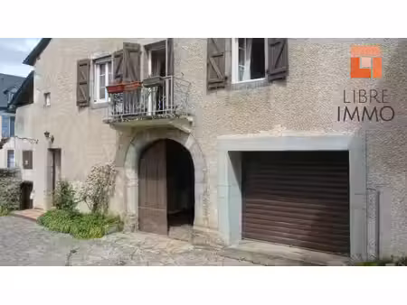 belle maison traditionnelle 130m² avec grange et jardin