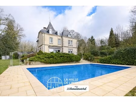 maison 10 pièces - 267 m²