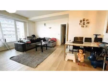 appartement 2ch + bureau avec terrasse et garage