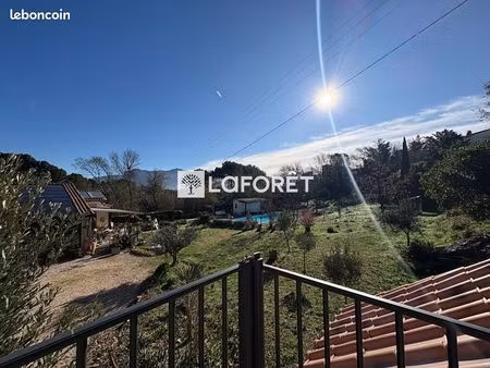 villa 2 pièces 42 m²