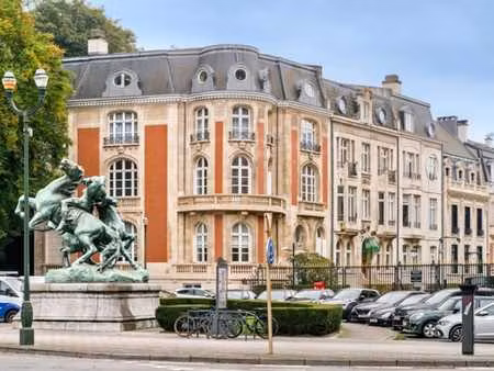 square du bois : luxueux appartement rez : 3ch-3sdb