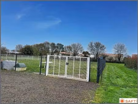 vente terrain à la jonchère (85540) : à vendre / 500m² la jonchère