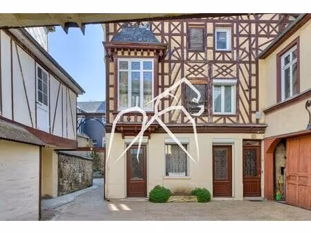 box fermé et sécurisé 2 grandes places + atelier | rouen centre-ville | 55 m²