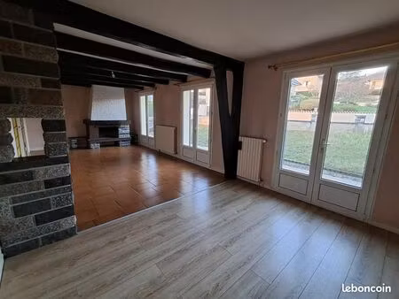 maison 8 pièces 132 m²