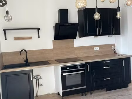 maison à louer - 80m²