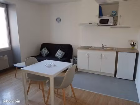 studio meublé 22m² plein cœur de cholet