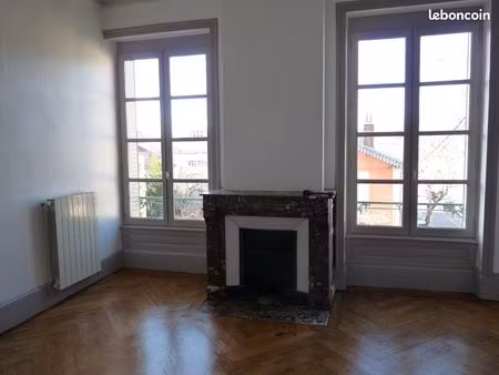 appartement t5 105m2 avec parking