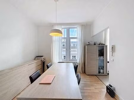 place stéphanie - duplex 1 chambre + bureau