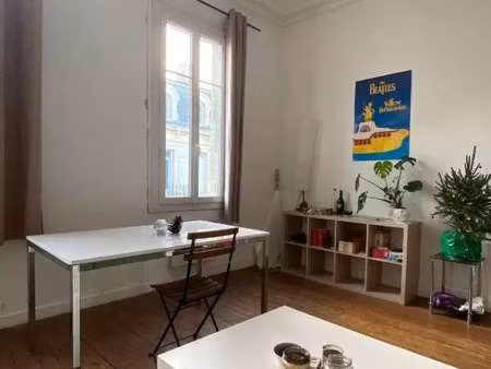 location appartement 3 pièces à bordeaux (33000) : à louer 3 pièces / 70m² bordeaux