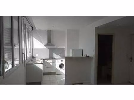 location appartement 2 pièces à villenave-d'ornon (33140) : à louer 2 pièces / 40m² villen