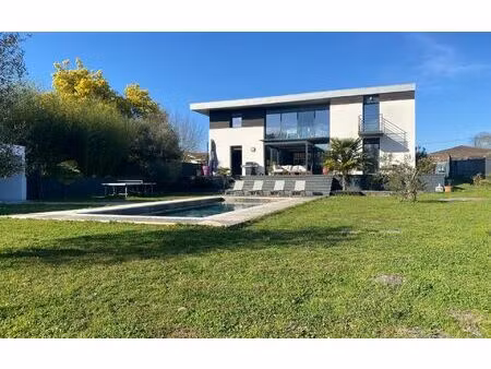 maison léognan m² t-5 à vendre, 939 000 €