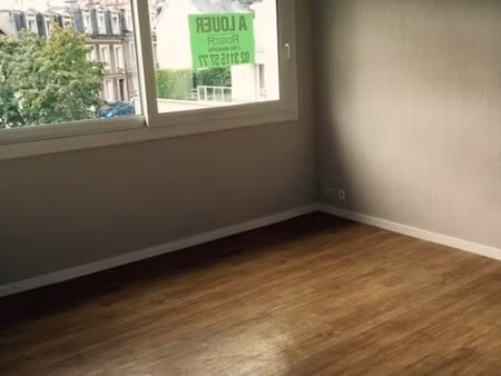 studio - secteur université