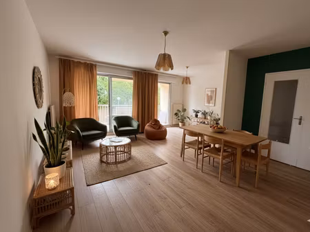 bordeaux pasteur t4 95 m2 terrasse cave pkg