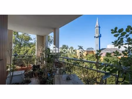 t4 avec balcon, garage et cave – quartier monplaisir, valence