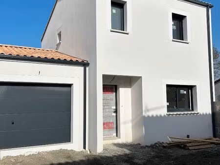 maison 5 pièces 111 m²
