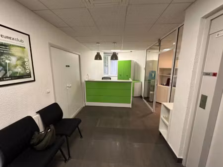local professionnel à louer venissieux 8 pièce(s) 74m2 830€/mois ht/hc