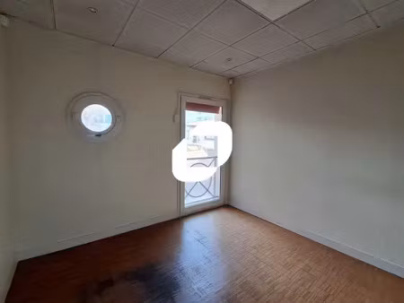 vente bureau bordeaux 33200