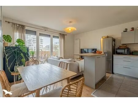 vente appartement 3 pièces 62 m² bordeaux (33100)